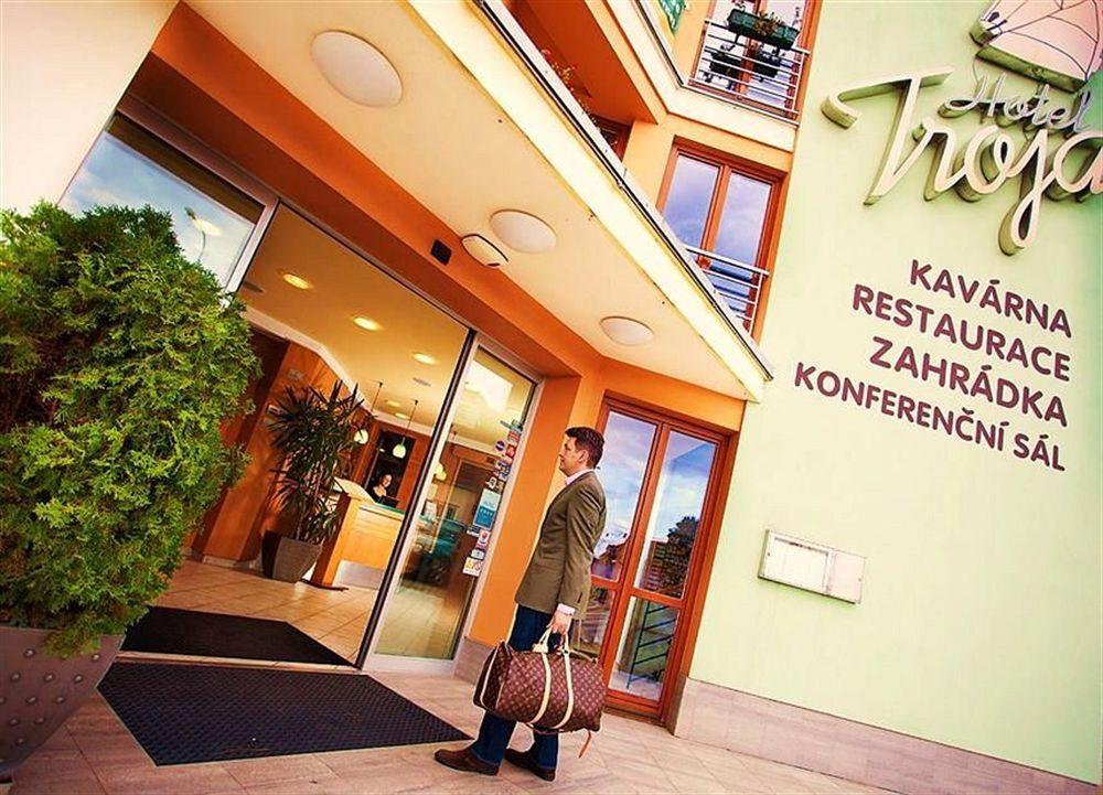 Hotel Troja Prague Exterior photo